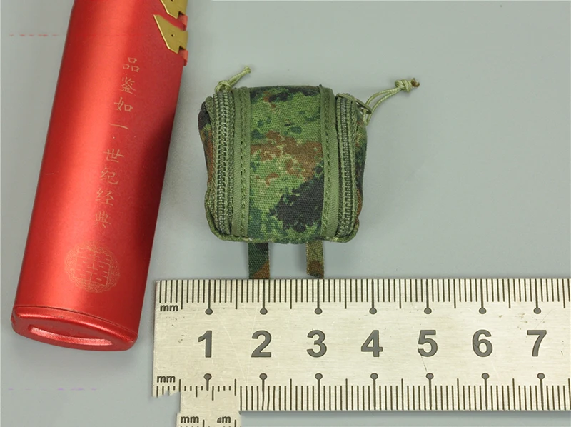 

1/6 Scale FS73034 PLA Green Medical Bag Model for 12''Body DIY Accessories