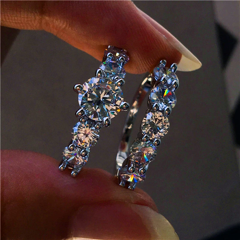 Кольцо Свадебное женское круглое с камнями | Украшения и аксессуары