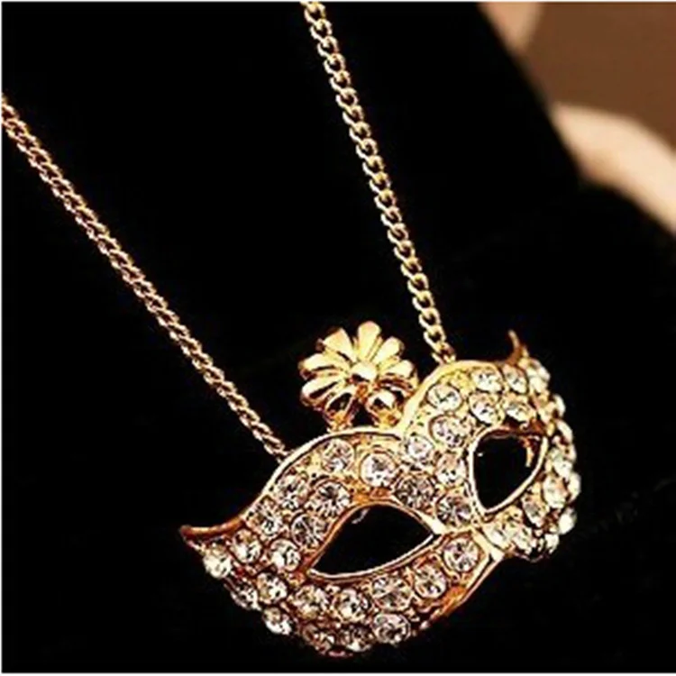 

Lady Retro Style Charm Rhinestone Inlaid Flower Fox Masquerade Mask Pendant Clavicle Chain Necklace Female Collier Collares