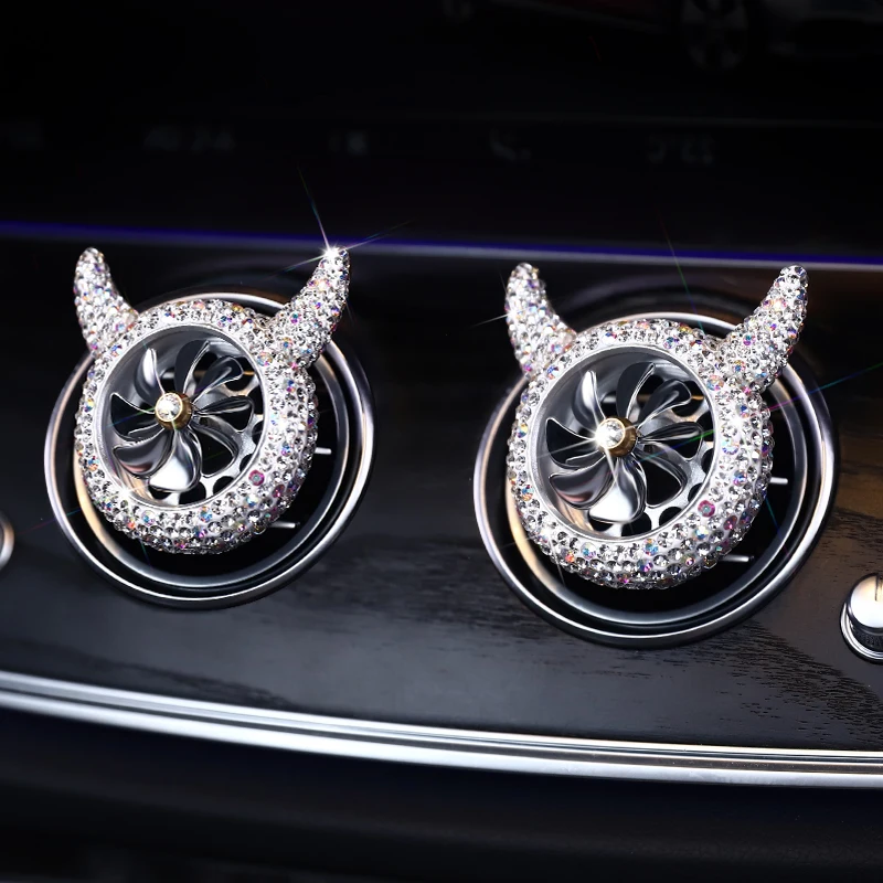 

2PCS Luxury Diamond Devil Car Air Conditioning Outlet Perfume Auto Parfum Air Freshener Bling Car Accessories for Woman Girls