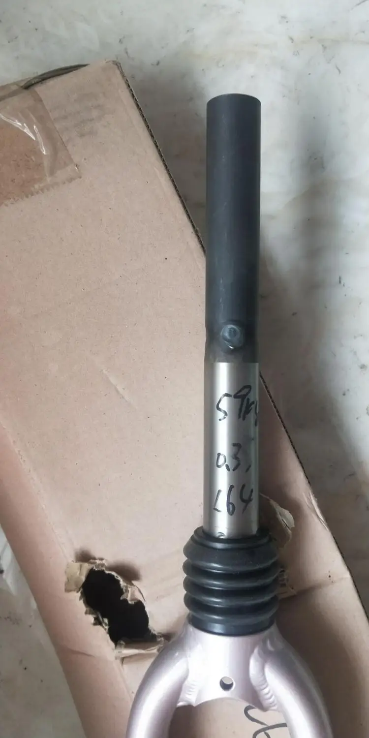 

High Quality New 26er Alloy Aluminum Mountain Bike Fork V Brake Suspention 1200g MTB Bicycle Front Fork