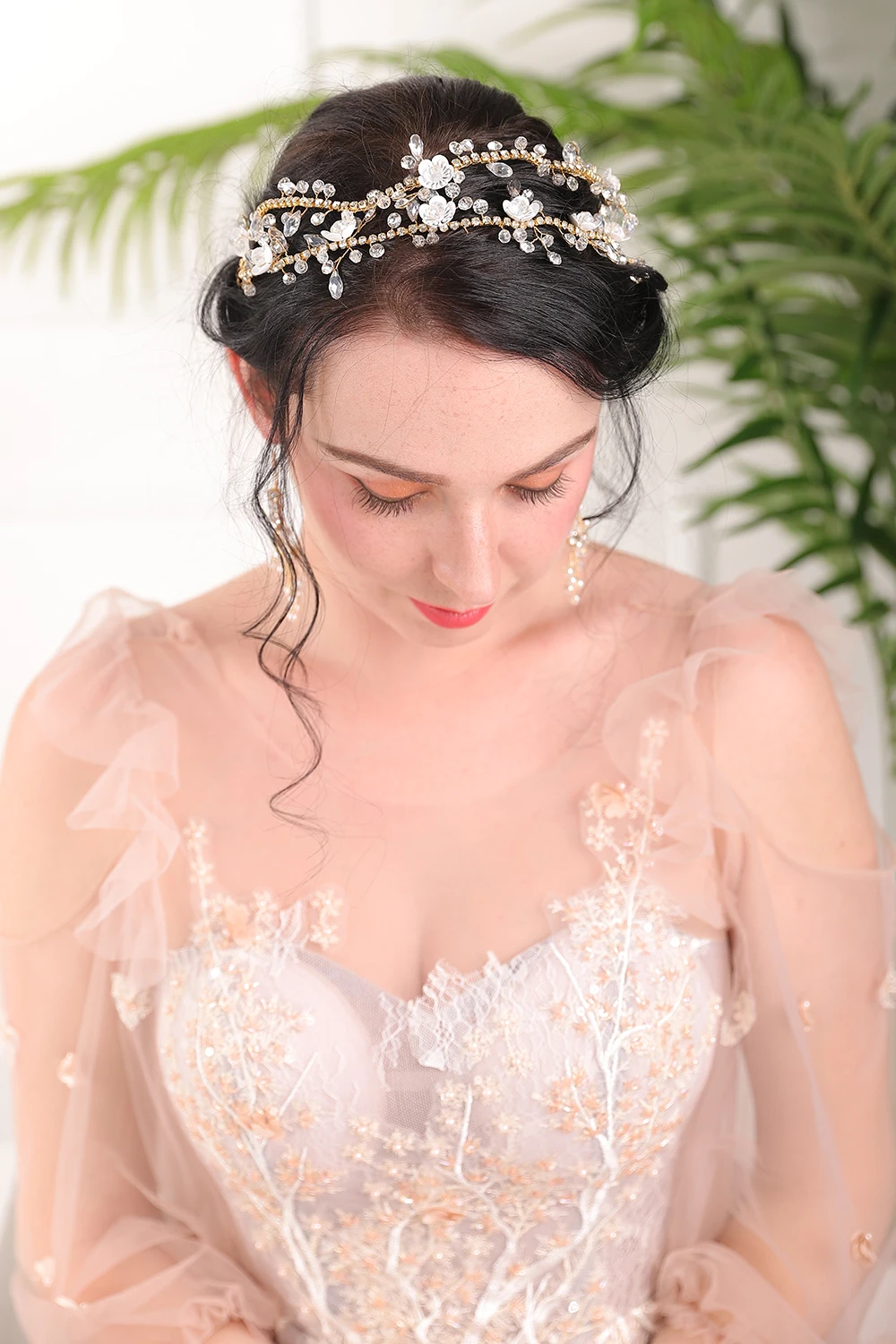 Новое поступление 2020 золотые Цветы Стразы кристалл сплав Женская корона