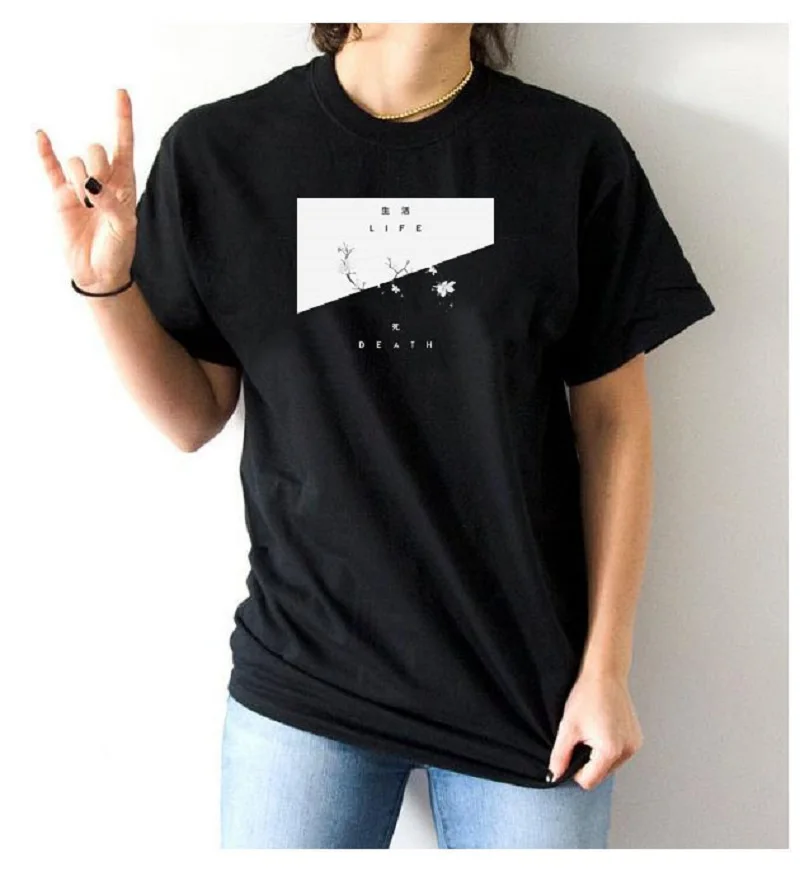 

Death Flower Or Life Japanese Fashion Casual Funny Women Tee T-Shirt Gothic Style Cool Grunge Harajuku Retro Style Tee Top