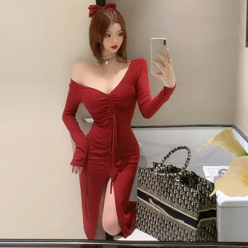 

Autumn Sexy V-neck Lace-up Slim Hip Mid-Length Dress