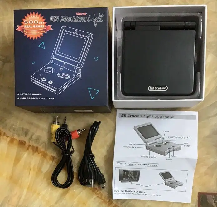 

2pcs GB Station Light Boy SP PVP Handheld Game Player 8-Bit Game Console With Bulit-in 500 Games Retro Style For Gaming