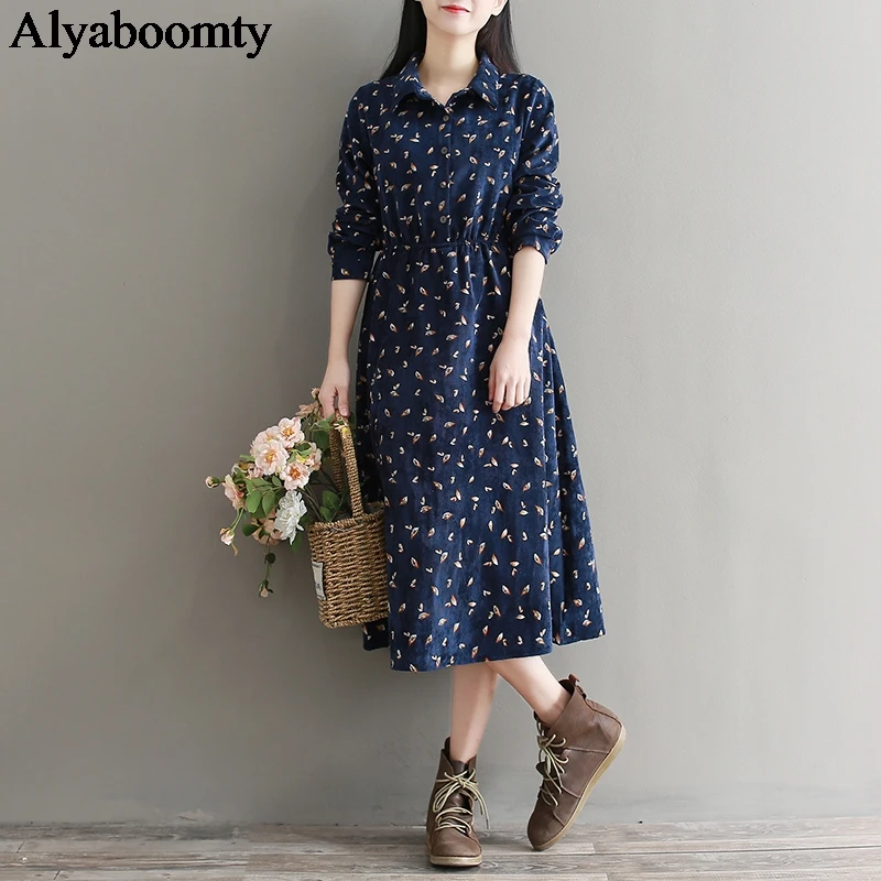 Женское вельветовое платье миди винтажное милое темно синего цвета с отложным