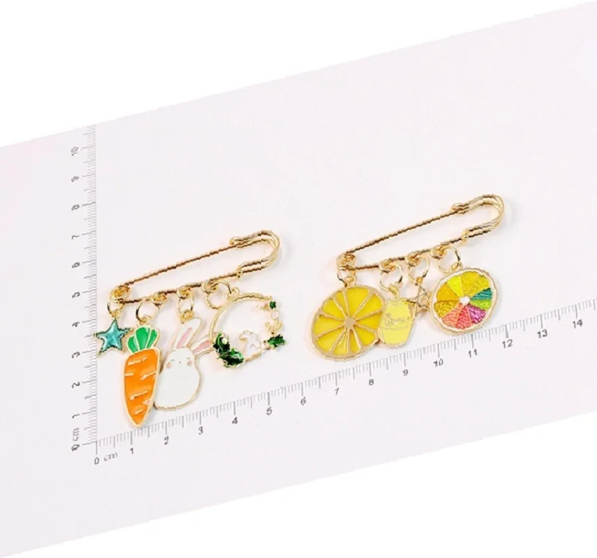 

Japanese Chain Metal Simple Cartoon Keychain Lovely Fine Student Girl Key Chain Heart Pin Decoration Bag Pendant Key Ring