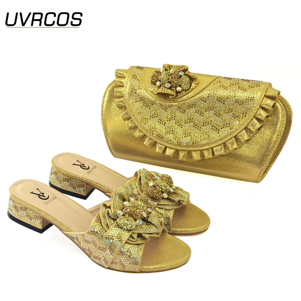 

Mature Italian Women Royal Wedding Party 2022 Shoes and Bag to Match with Shinning Crystal in Golden Color Nigerian Style Set