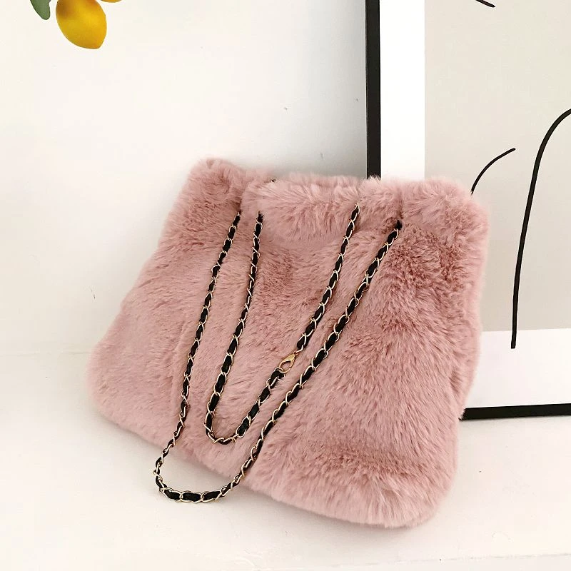 

Faux Fur Tote Shoulder Bags For Women 2021 New Winter Plush Ladys Crossbody Bag Casual Fashion Handbags 2021 Women Shoppers
