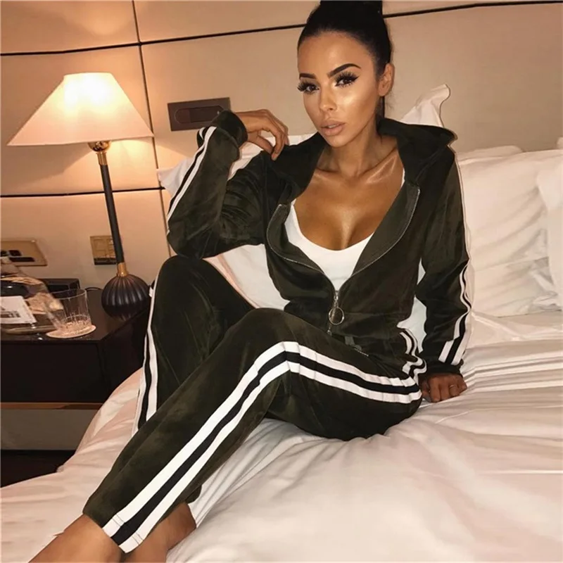 

Two Piece Set Women Tracksuits Casual Jacker + Long Pants Ladies Velvet Suits Fitness Set Sweatshirt Set Female Ropa Mujer
