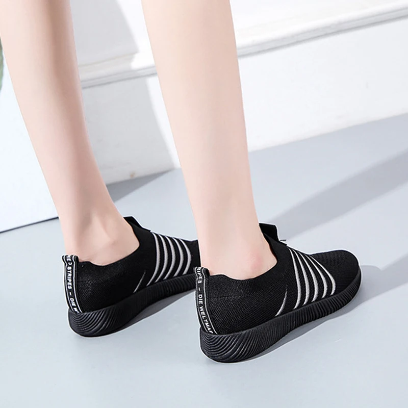 

New Women Sneakers Vulcanized Shoes Sock Sneakers Ladies Summer Slip On Flats Outdoor Shoes Female Woman Causal Soft Loafers