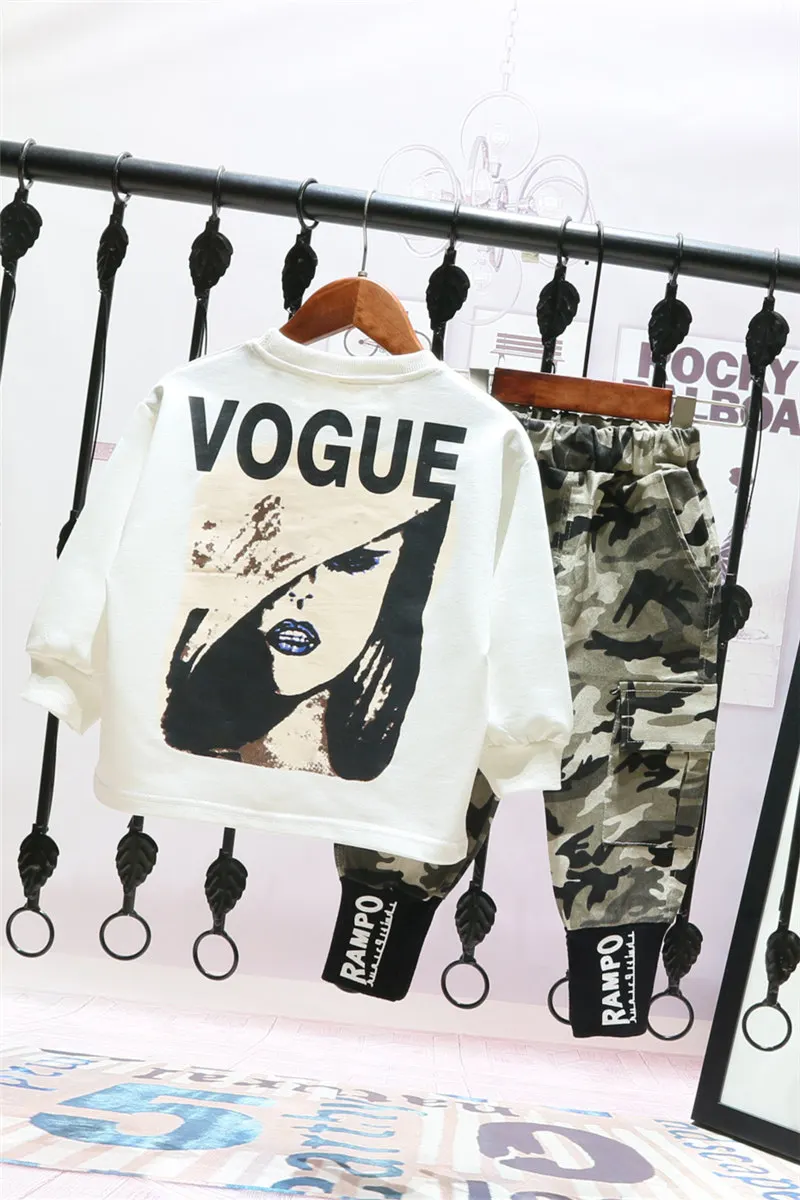 

Boys suit 2020 new spring and autumn sweater camouflage children's sportswear