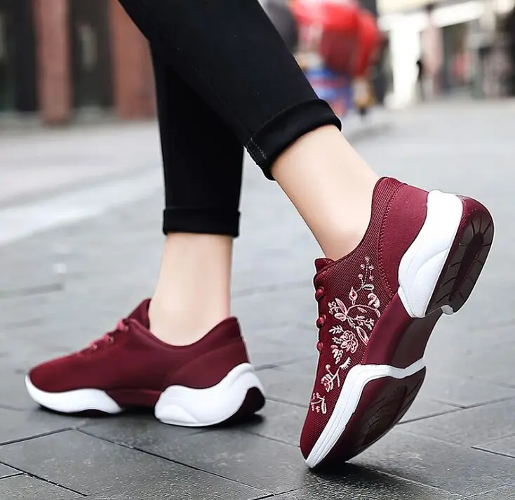 Женская дышащая Спортивная обувь на плоской платформе повседневная сетчатая с