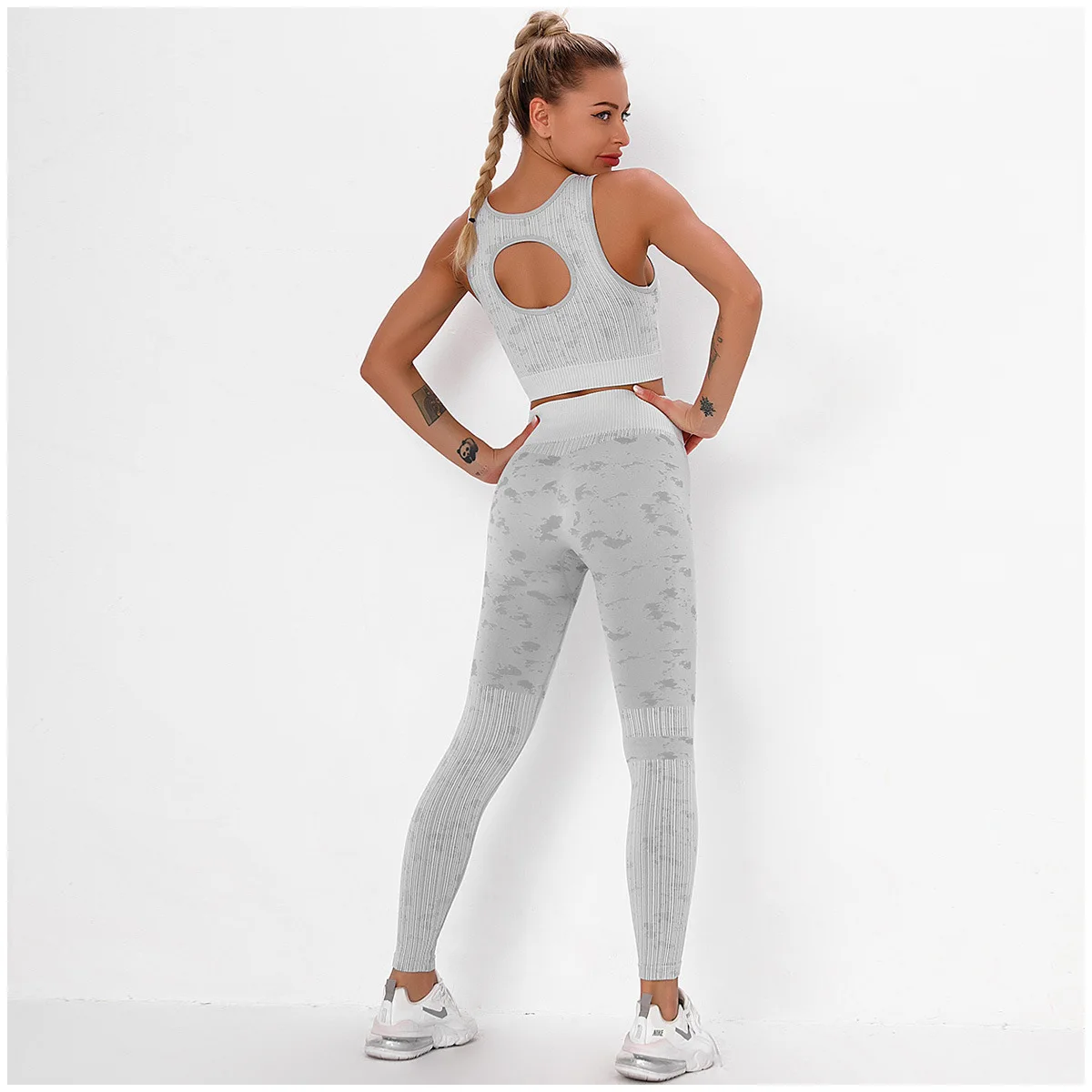

Seamless knitted jacquard camouflage line hip-lifting yoga pants, sports bra, gym suit