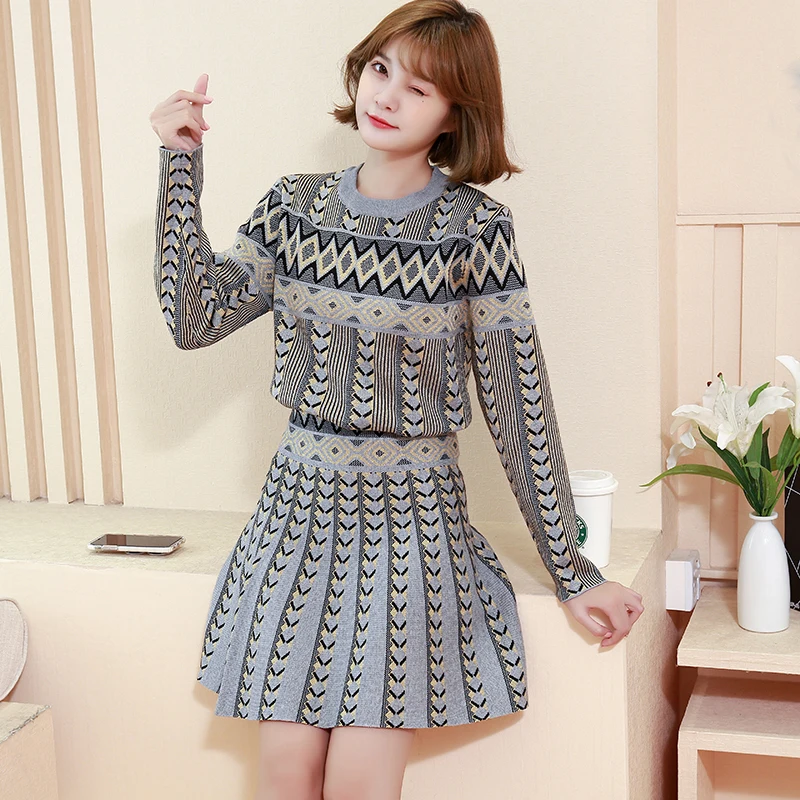 Женский повседневный трикотажный жаккардовый комплект из 2 предметов джемпер с