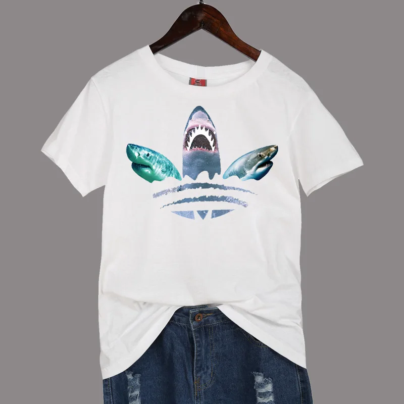 Летняя футболка с принтом для женщин хлопковая белая акулы и круглым воротником