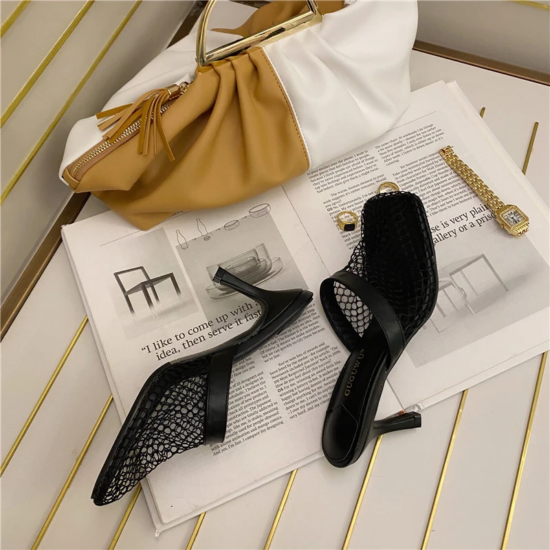 Летние женские туфли без задника Дизайнерские на высоком каблуке с вырезами