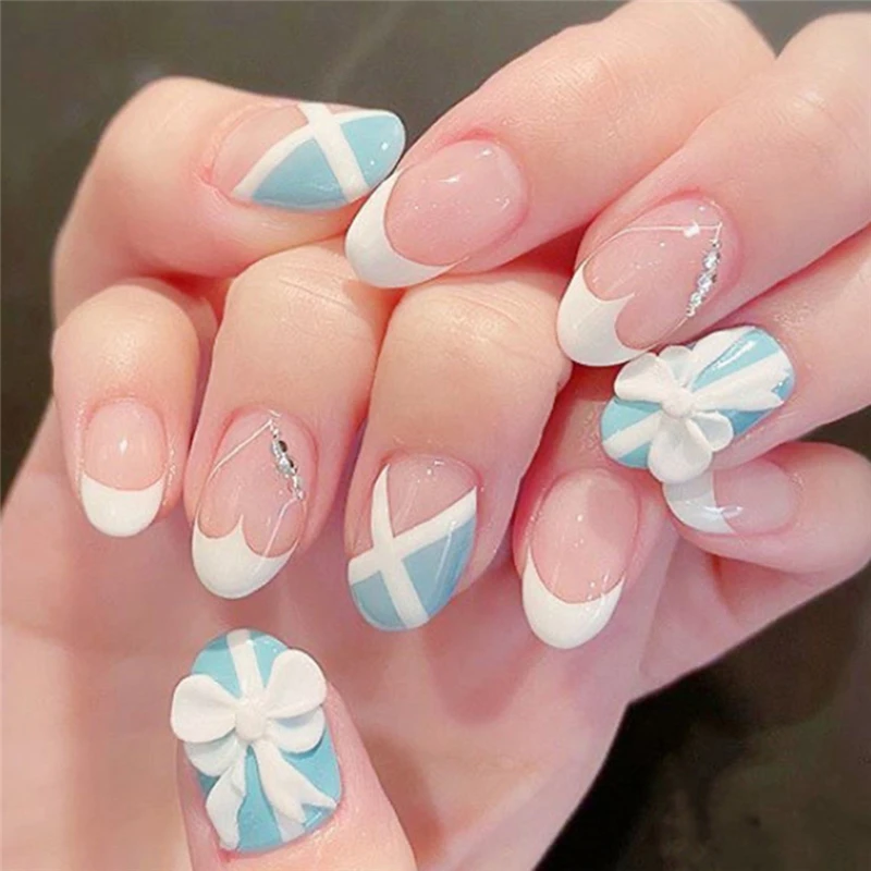 

Silicone Nail Carving Mold 3D Butterfly Bow-knot Mould Stamping Plate Nails Stencils DIY Gel Manicure Nail Art Tools