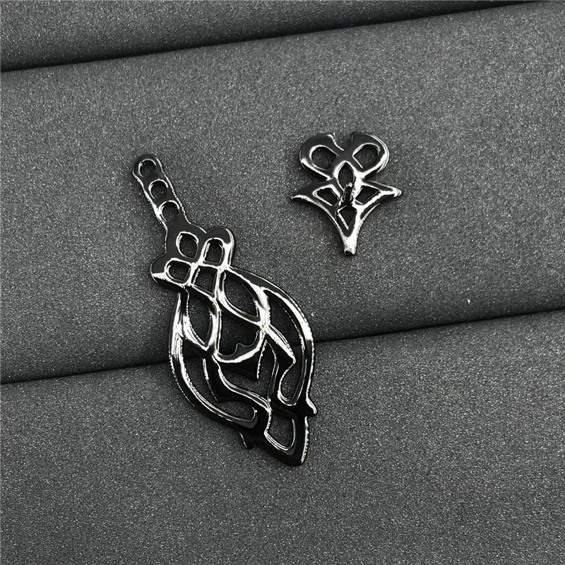 

s925 sterling silver January new single arabesque earrings women fashion temperament European and American style jewelry women