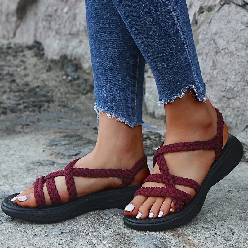 

Women Shoes 2021 New Summer Women Fashion Solid Color Sandals Buckle Strap Wedges Platform Retro Peep Toe Sandals