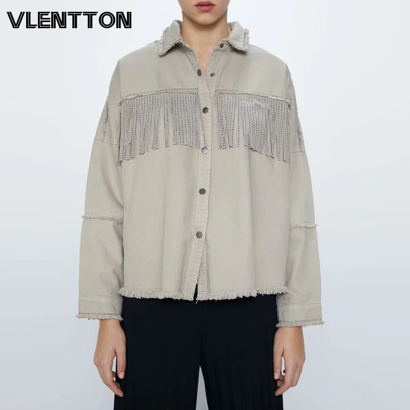 Женская джинсовая куртка с заклепками однотонная Короткая Повседневная