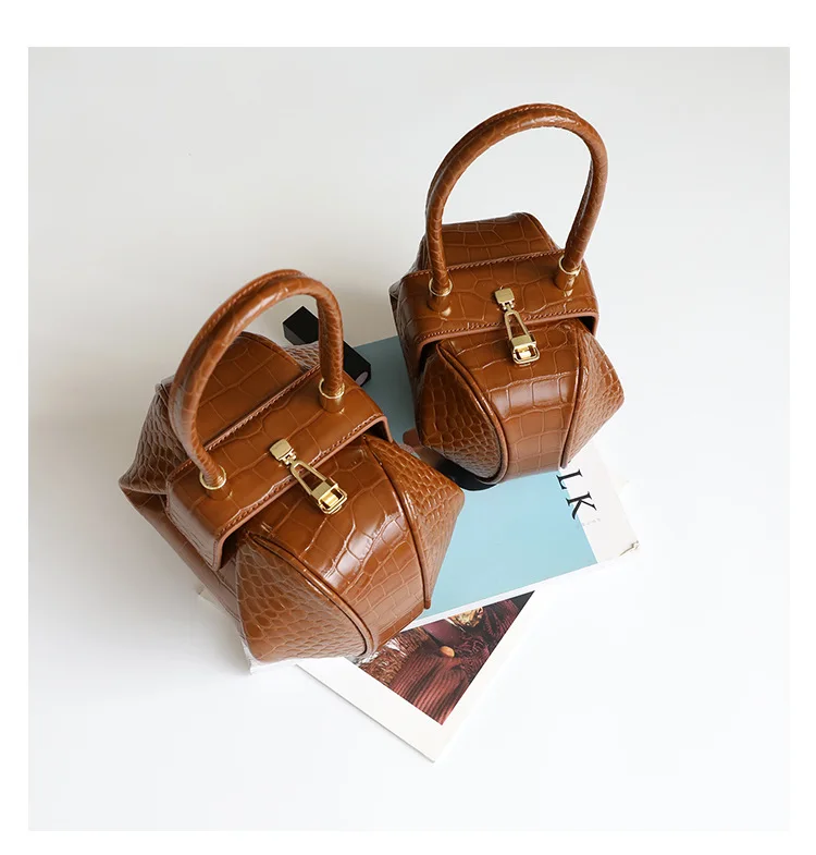 Fashion Catwalk Show Handbag Women New Ladies Genuine Leather Round Ball Hand Bag