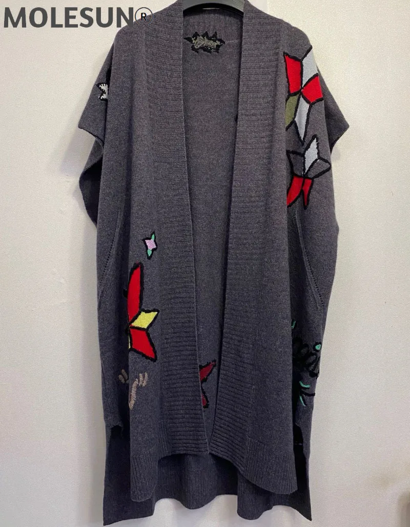 

2021 AW Dark GREY CACHEMERE PONCHO CARDIGAN SKULL Stars Embroidered Back Oversized Short Sleeves Cape Coat knitwears Woman