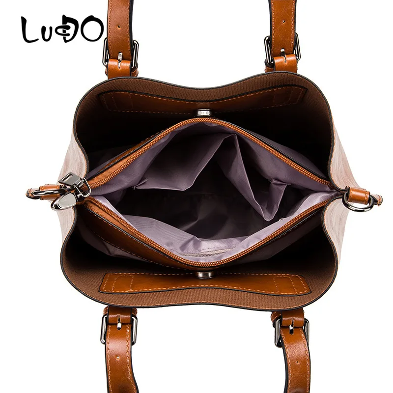 

LUCDO Wax Oil Leather Women Handbags Fashion High Capacity Tote Bags Luxury Olid Color Shoulder Bag Purses And Handbags Sac