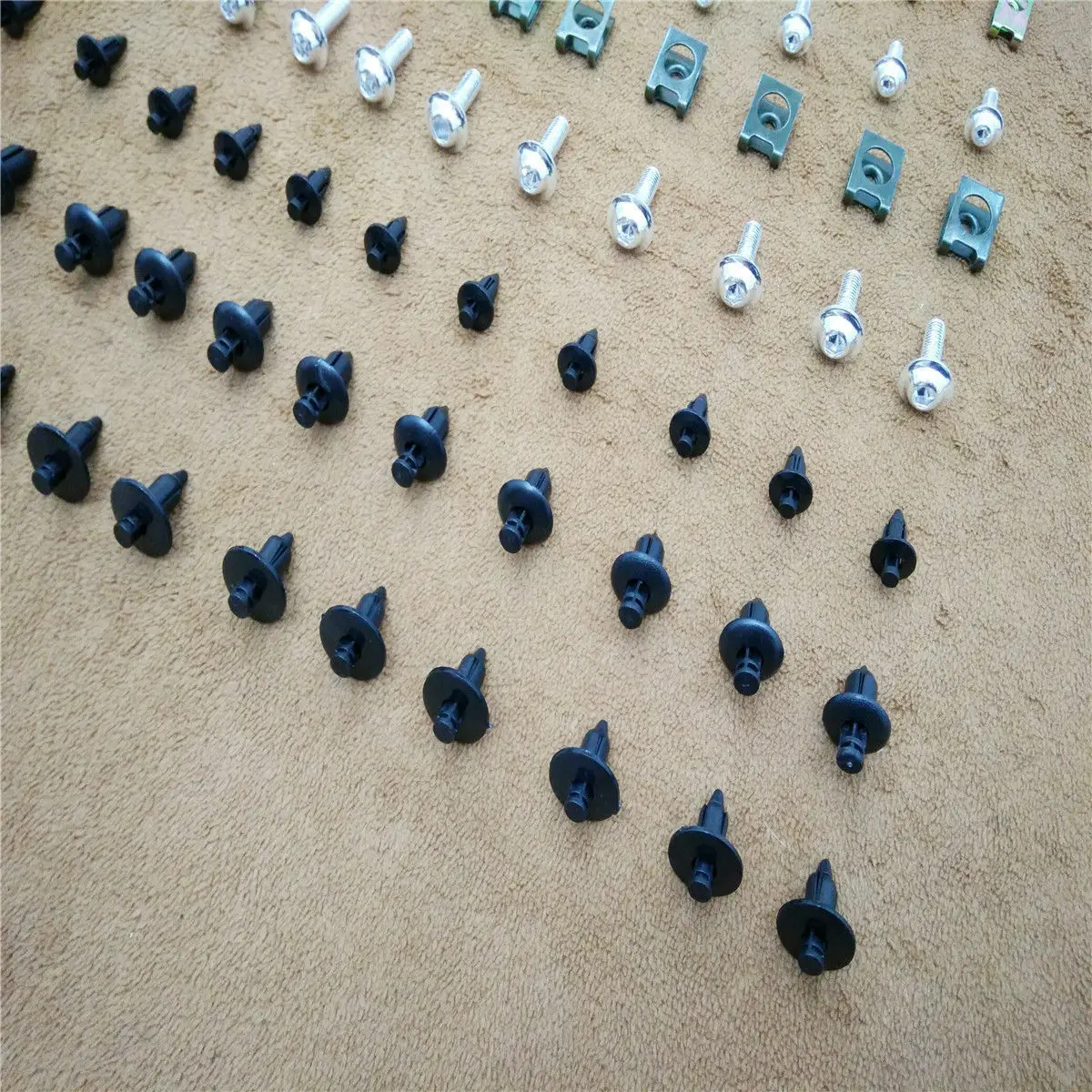 

For Yamaha YZF R1 2009-2011 Fairing Body Bolts Kit Fastener Clips Screws