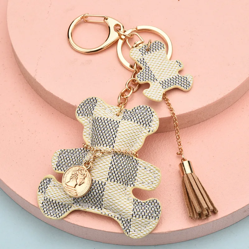 

Old latticed key pendant package decoration Leather Bear Tassel Style Purse Handbag Key Phone Chain Keyring Accessories Gift