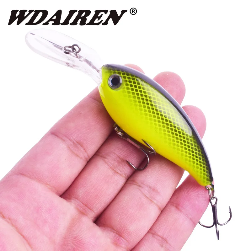 Este vibrante señuelo de pesca presenta un cuerpo amarillo brillante y un labio transparente para conexiones efectivas