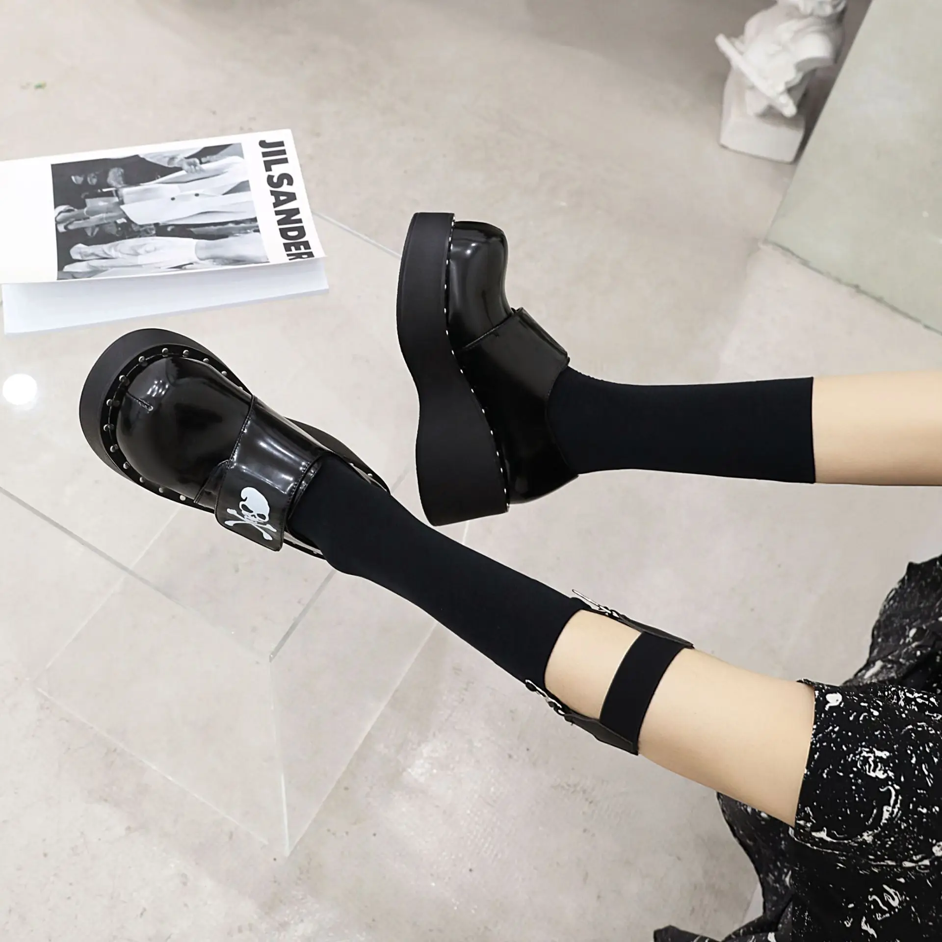 

Gdgydh Devil Fashion Gothic Platform Shoes Women Hook Loop Trendy Street Skull Women's Pumps Light Leather Japanese Harajuku