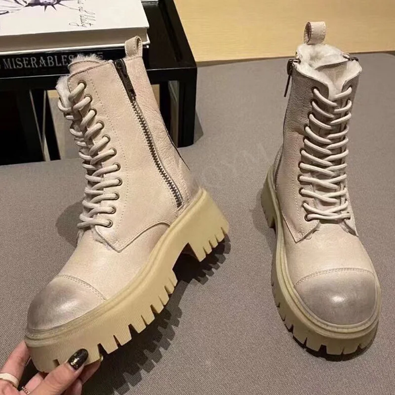 

Luxury Brand Designer Snow Boots for Women Genuine Leather Martin Boots Fur Inside Platform Lace Up Retro Lady Botas De Mujer