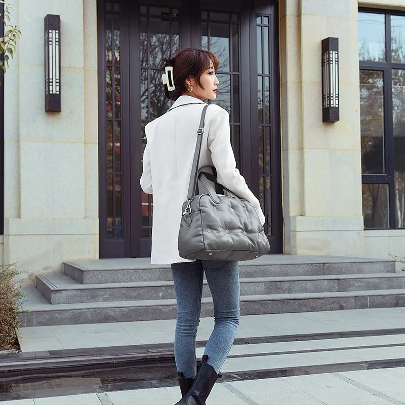 

OLSITTI Winter New Pu Leather Solid Color Shoulder Bags for Women 2021 Designer Large Crossbody Bags Ladies Casual Handbag