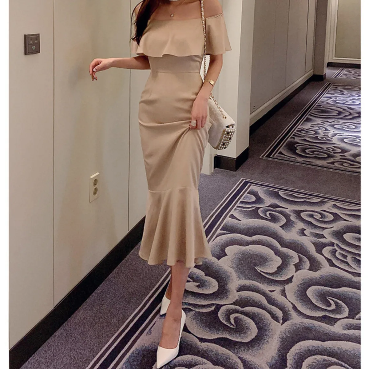 

BacklakeGirls 2021 Women Celebrity Elegant Off Shoulder Ruffle Collar Mermaid Evening Dress Solid Color Satin Evening Gown