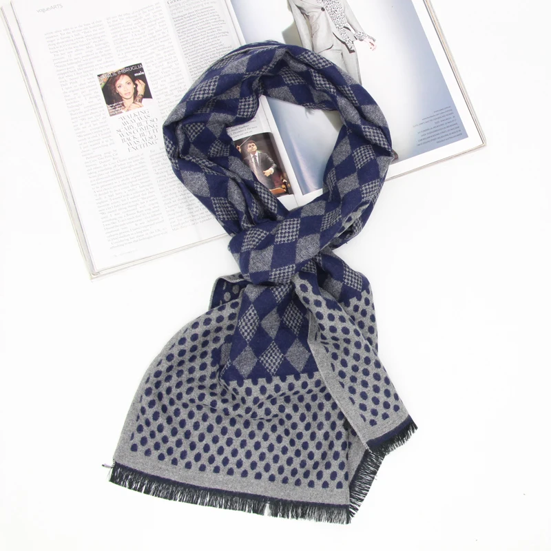 

Шарф мужской осенне-зимний в клетку LL191204