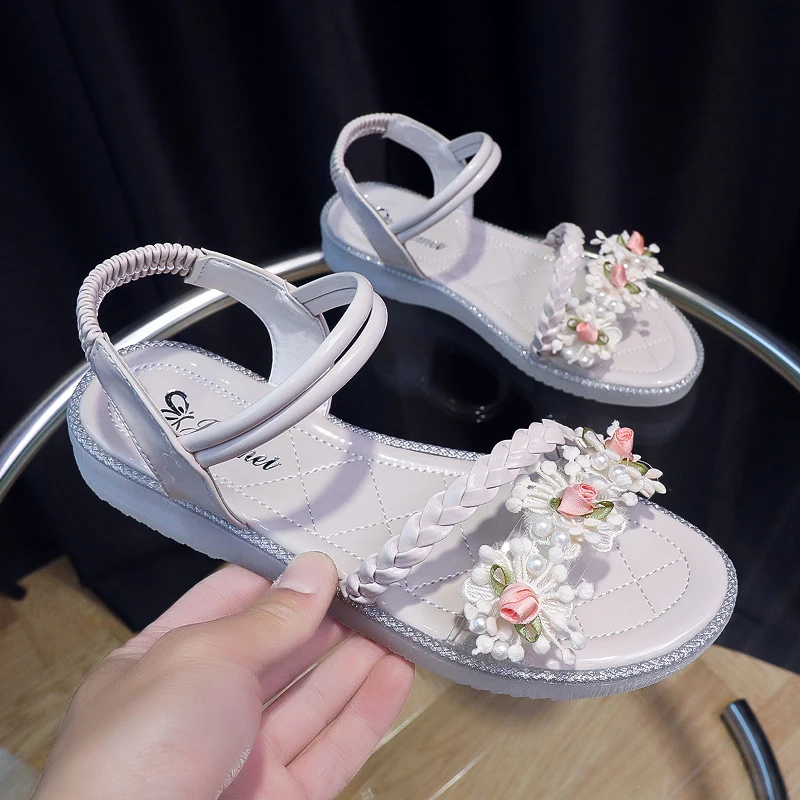 

2021 Comfortable Flat Heel Sandals Women Large Size Summer Shoes Woman Bohemia Flowers Rhinestone Beach Ladies Shoes