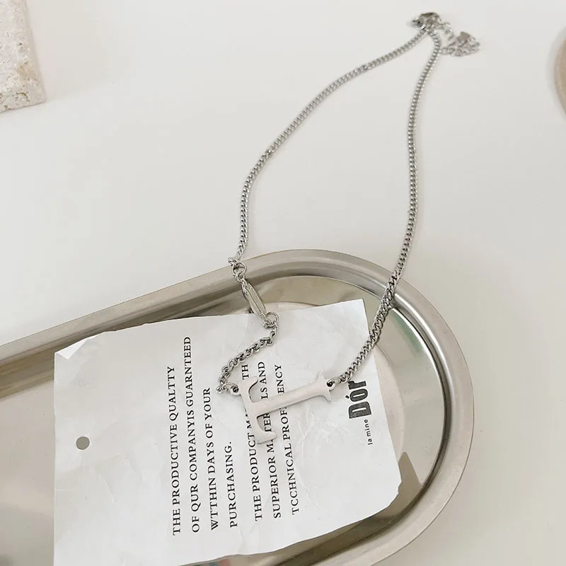 Трендовое геометрическое ожерелье SRCOI из титановой стали с буквой T простая