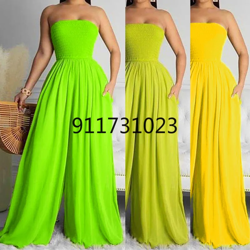 Женский комбинезон без бретелек элегантный однотонный с широкими штанинами и