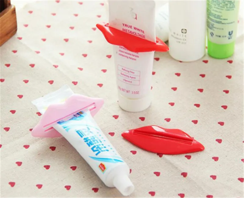 Горячие весело губы Пластик зуб дозатор пасты держатель прокатки устройство для
