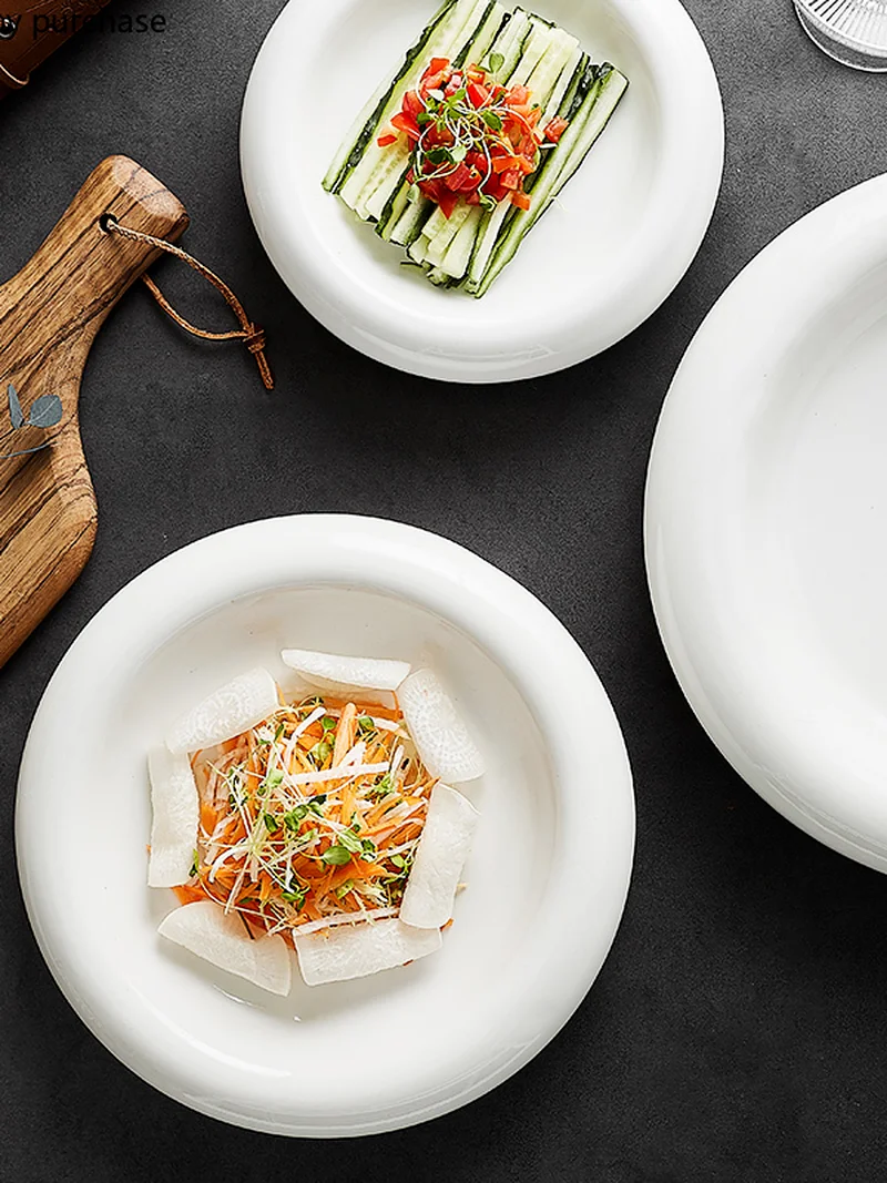 Толстой подошве с круглым носком в тарелка для овощей Отель Ресторан Clubhouse