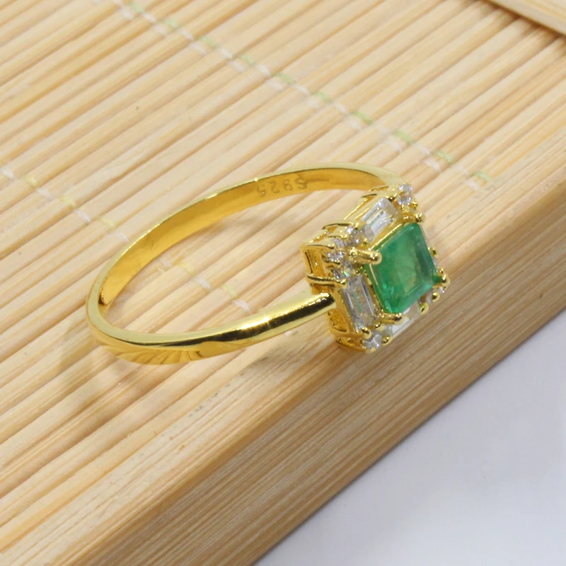 Королевское дизайнерское серебряное Изумрудное кольцо 4 мм * принцесса с