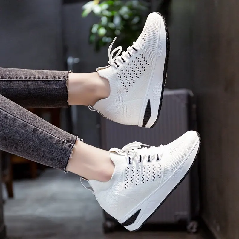 

New Women Sock Shoes Platform Sneakers Breathable Mesh Height-increasing Lace up Chunky Shoes Female Casual Flats Walking Shoes