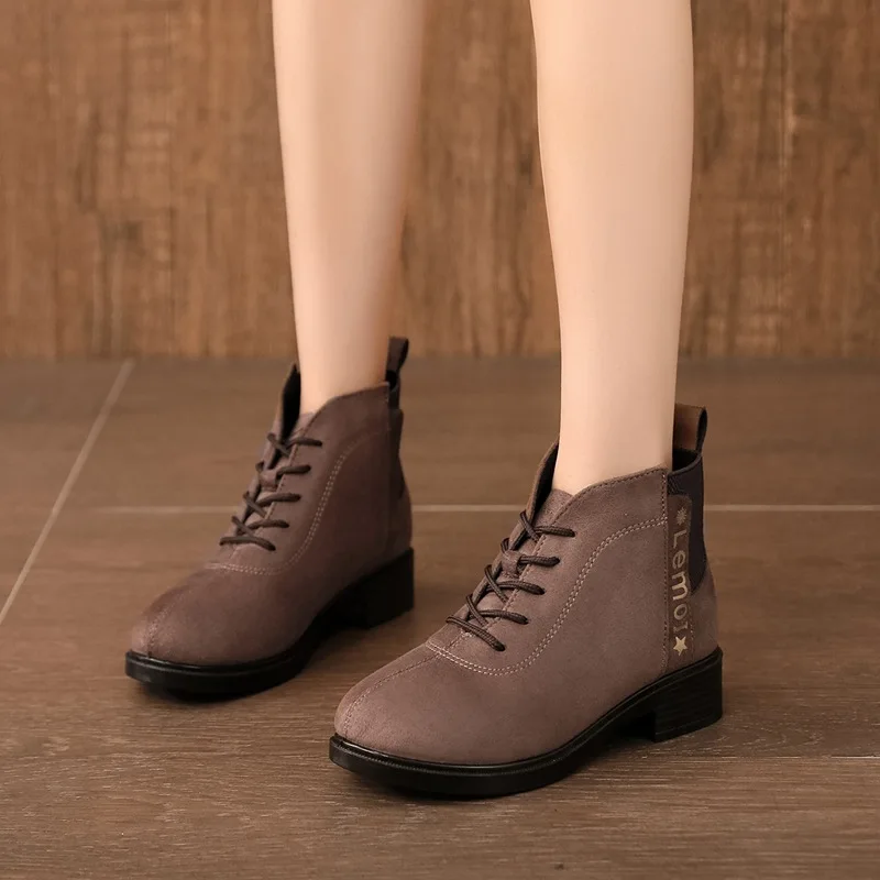 

Autumn And Winter 2020 New Women's Short Boots, Low Heel Non Slip Snow Boots, Cotton Hand-Made Cotton Shoes