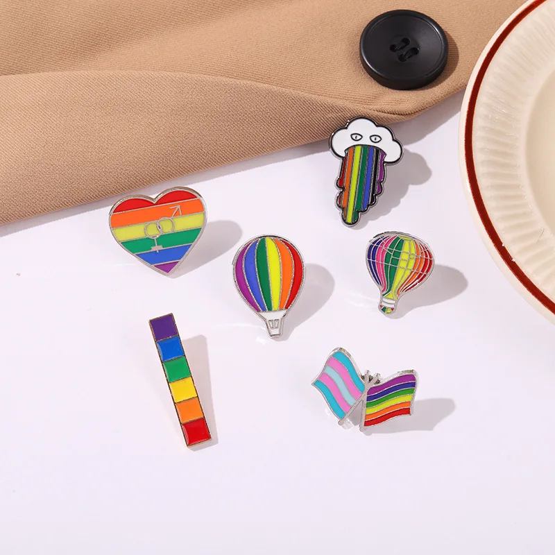 

Beautiful Rainbow Hot Air Balloon All-matched Cloud Flag Pin Rainbow Love Jewelry Brooch Creative Cute Cartoon Female Brooch