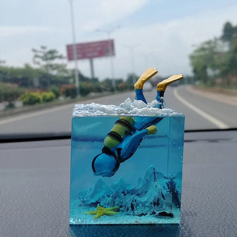 [TML] Handicraft creative gifts marine ornaments sea Diver fish tank night light Car accessories model adult gift | Игрушки и хобби