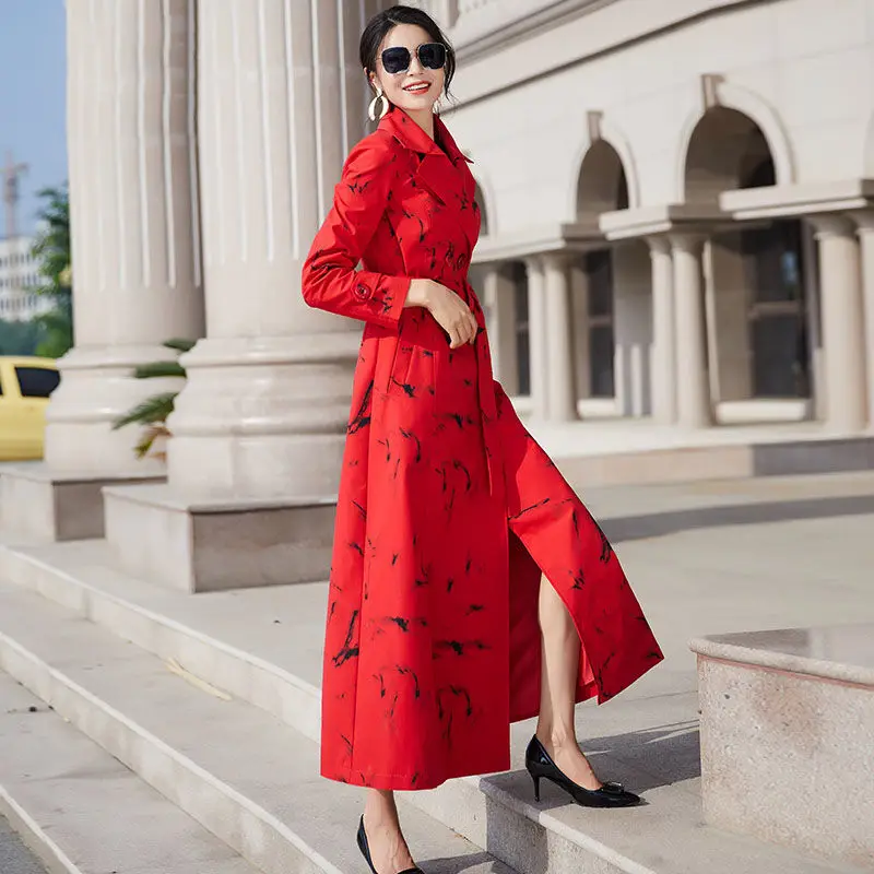 Тренчкот женский длинный с отложным воротником модная верхняя одежда красным