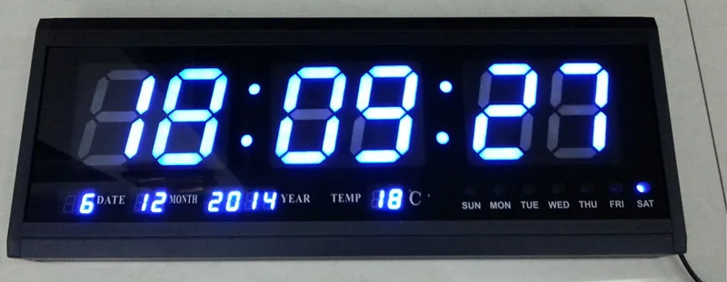 HT4819SM-7 синяя буква алюминиевые большие цифровые светодиодные настенные часы с