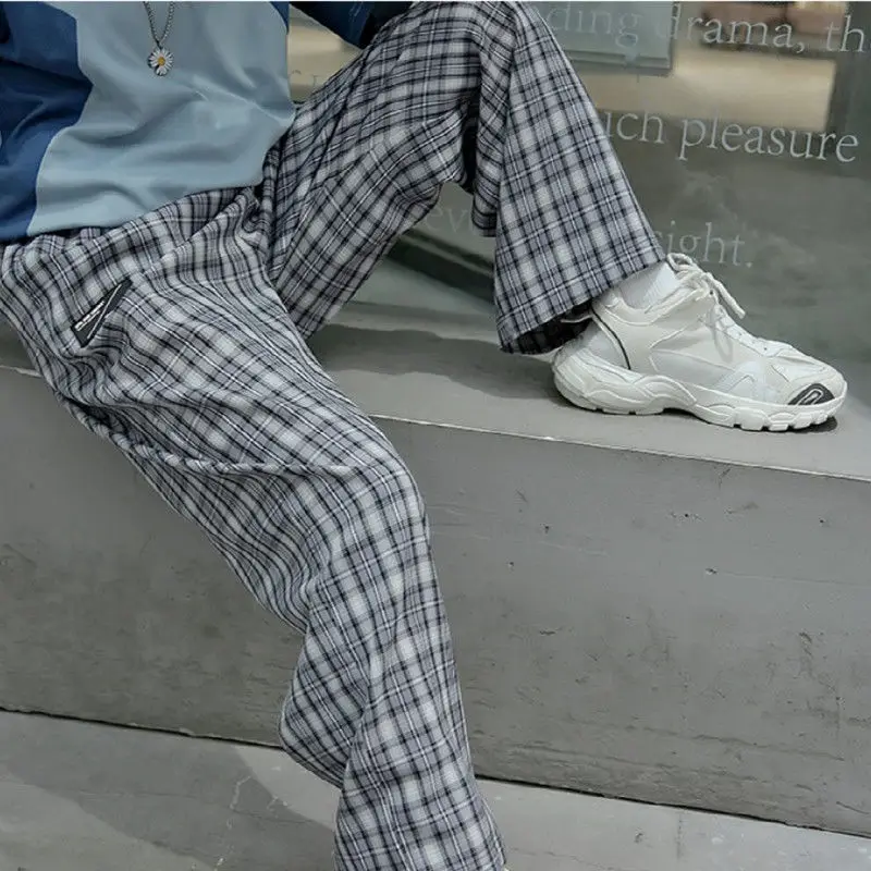 

New Plaid straight pants for female Korean students with high waist and thin body, wide leg and loose summer quarter casual