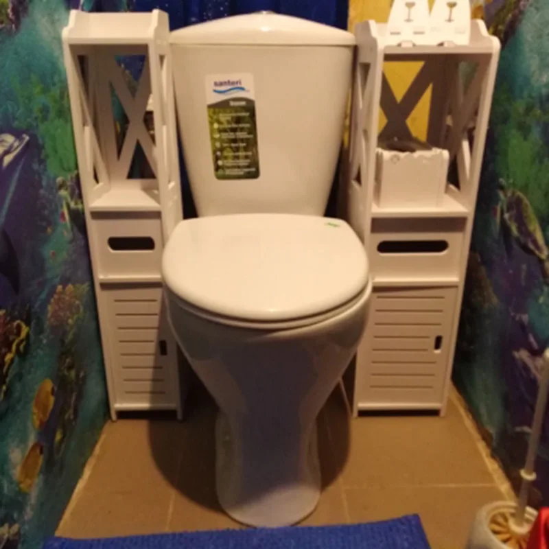 Простая напольная полка для ванной комнаты раковина угловая душа растения